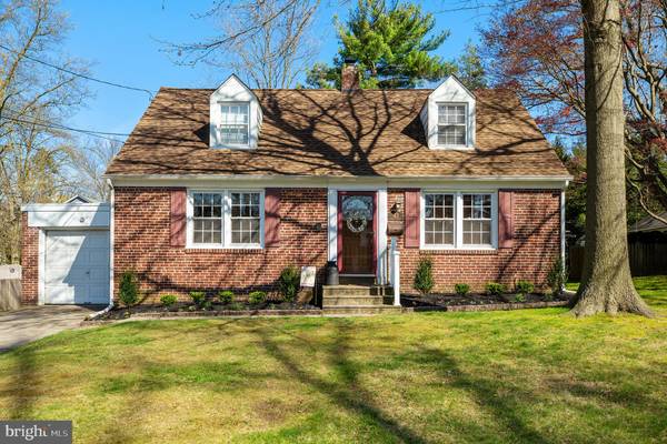 43 WESLEY AVE, Cherry Hill, NJ 08002