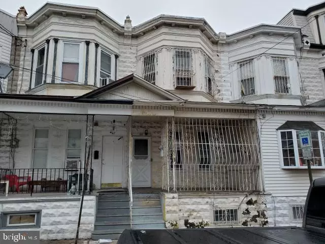 Camden, NJ 08105,44 S 28TH ST