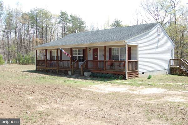 371 WHITE WALNUT RD, Louisa, VA 23093