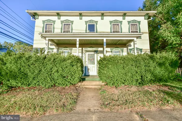 121 MILDRED, Charles Town, WV 25414