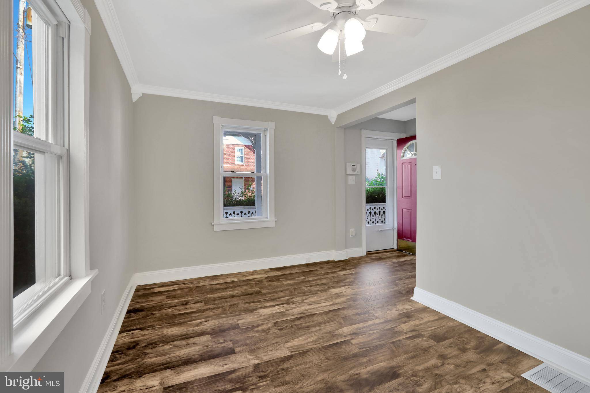 Cumberland, MD 21502,214 CARROLL ST