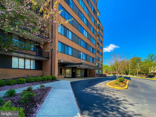 4390 LORCOM LN #805, Arlington, VA 22207