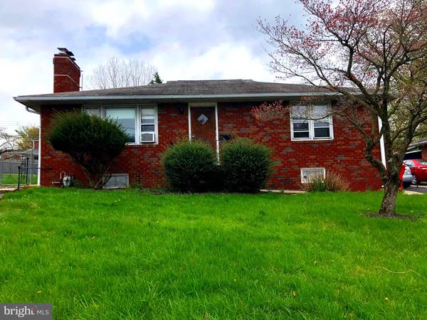 906 NEW HOPE ST, Norristown, PA 19401