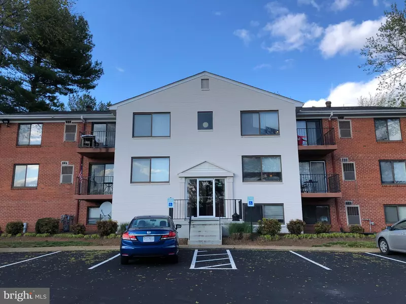 125-L CLUBHOUSE DR SW #5, Leesburg, VA 20175