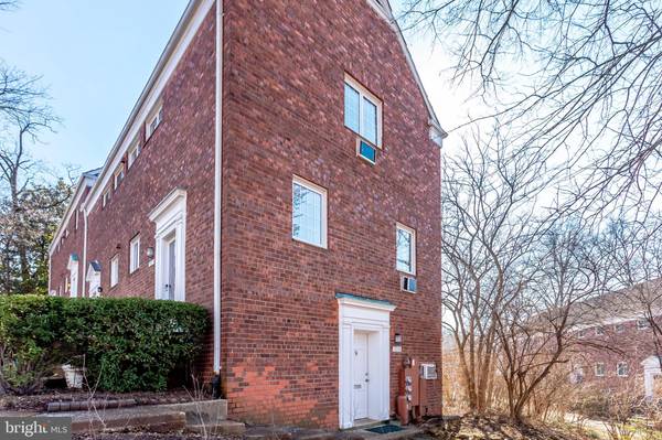 3234 GUNSTON RD, Alexandria, VA 22302