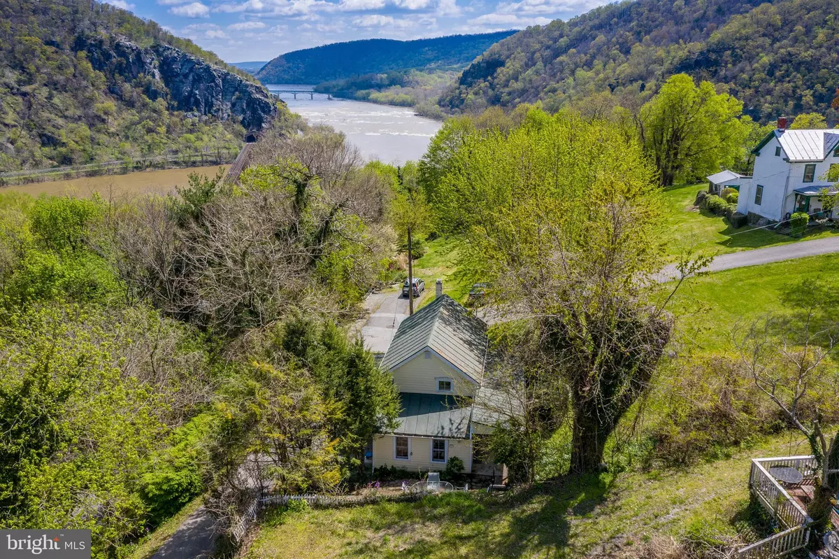 Harpers Ferry, WV 25425,300 HENRY CLAY ST