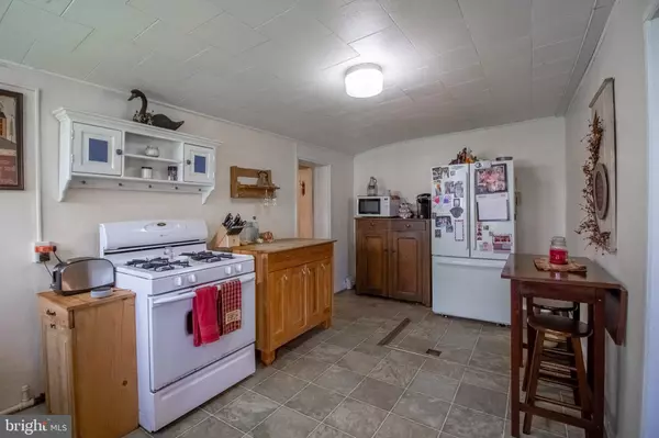 Shrewsbury, PA 17361,125 S MAIN ST