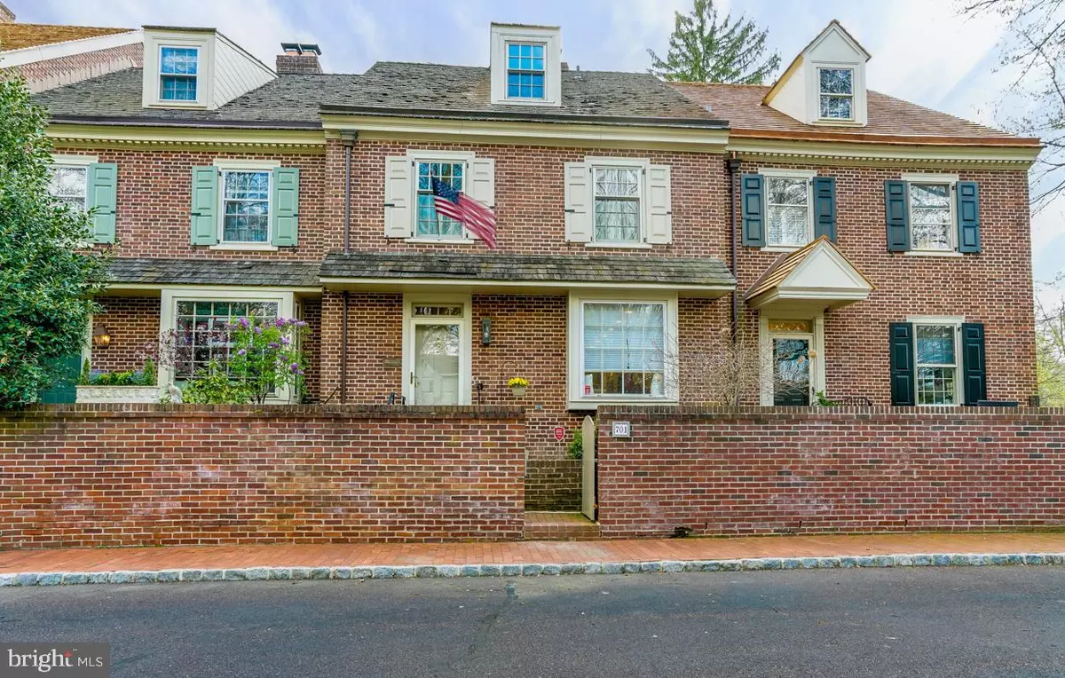 Ambler, PA 19002,701 WILLOWMERE LN