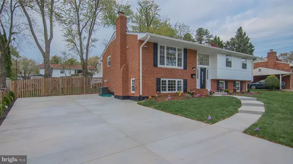 Annandale, VA 22003,7504 DOLCE DR