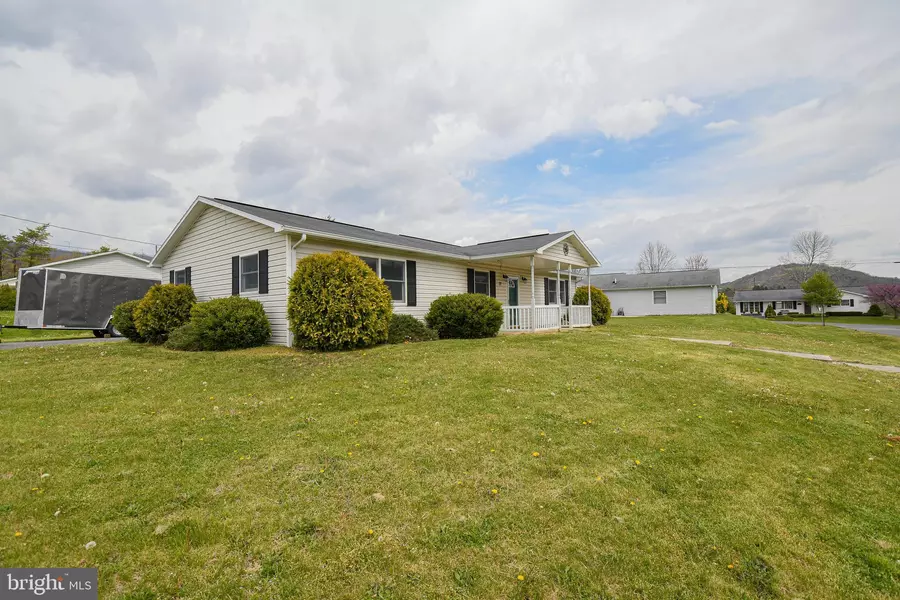 32 CARDINAL TER, Keyser, WV 26726