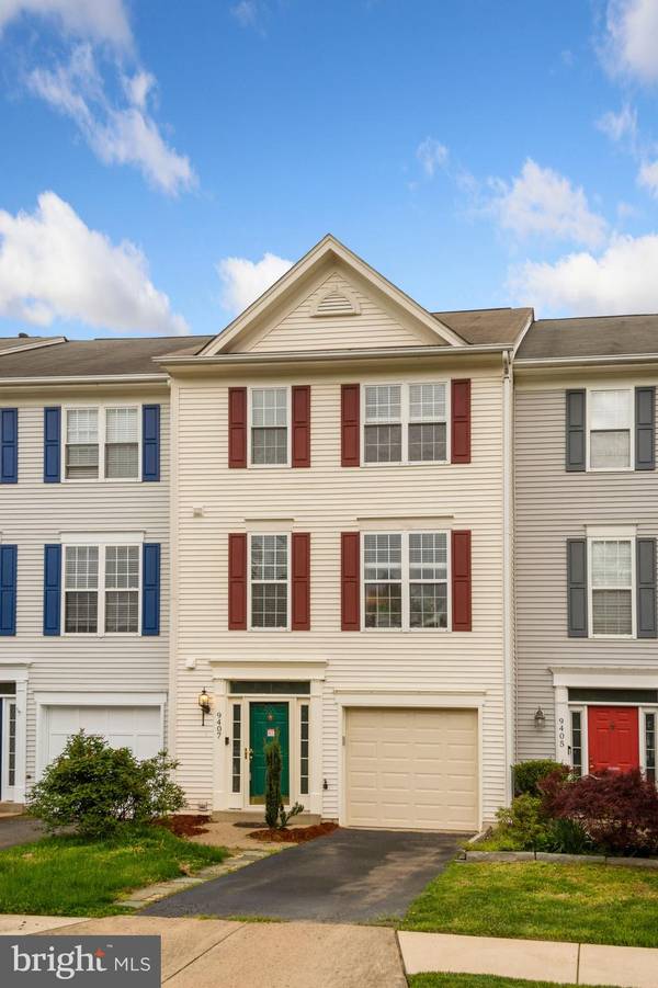 9407 SILVER METEOR CT, Manassas Park, VA 20111