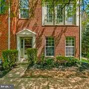 2348 HUNTINGTON STATION CT, Alexandria, VA 22303