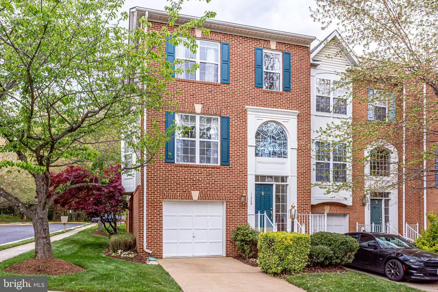 11508 WILD HAWTHORN CT, Reston, VA 20194