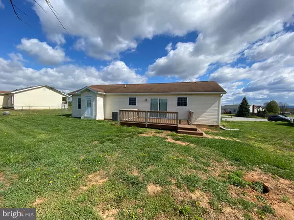 Ranson, WV 25438,77 ROBELEI DRIVE