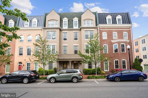 2306 MAIN LINE BLVD, Alexandria, VA 22301