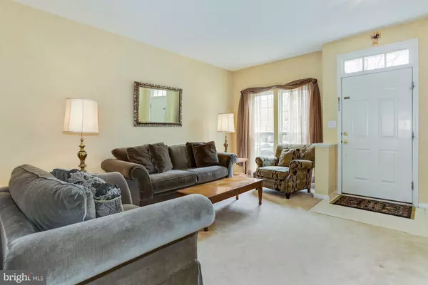 Cherry Hill, NJ 08003,44 BRIDLE CT