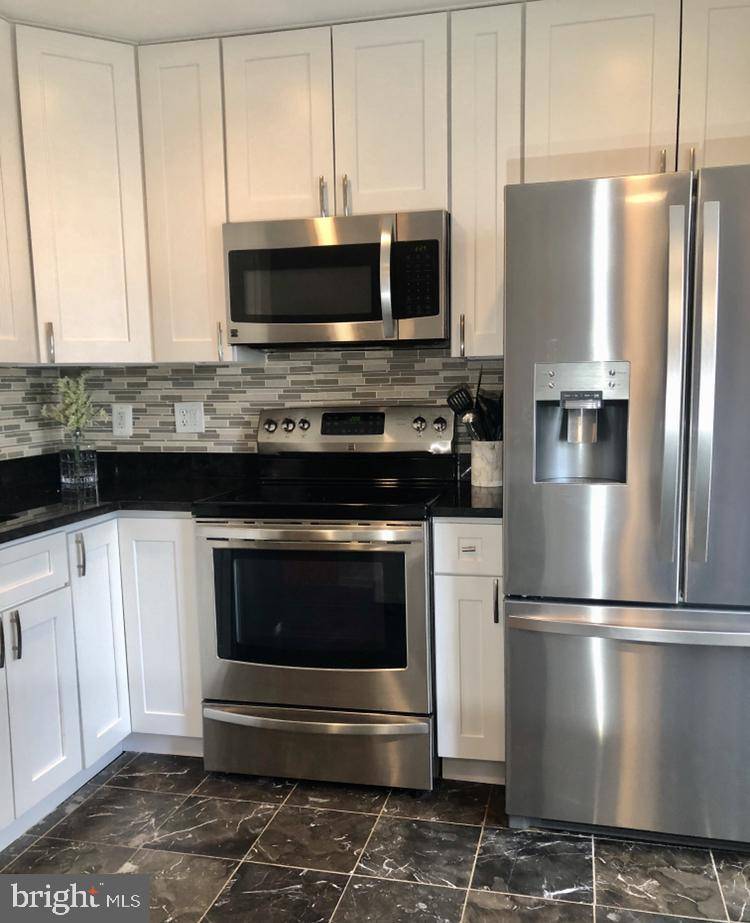 Burke, VA 22015,10370 BRIDGETOWN PL #118