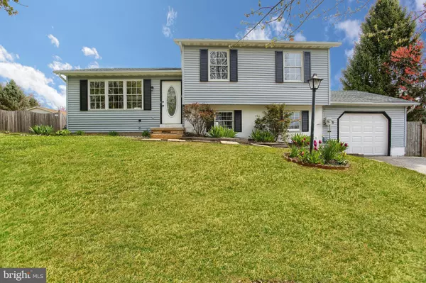 50 COLONIAL DR, Hanover, PA 17331