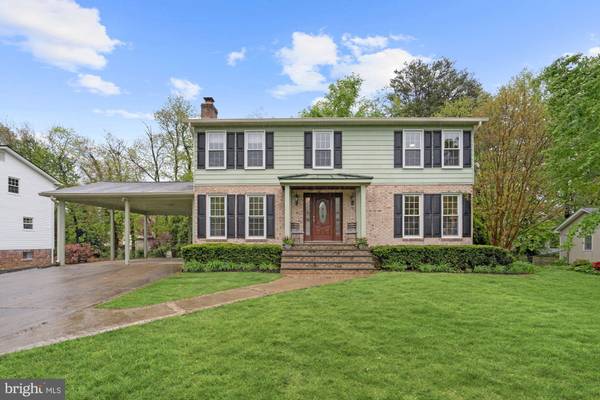 8707 MERCEDES CT, Alexandria, VA 22308