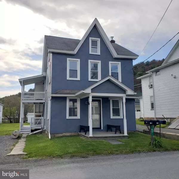 51 ANDREAS RD, Andreas, PA 18211