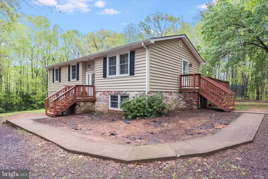 4083 CRICKET LN, Burr Hill, VA 22433