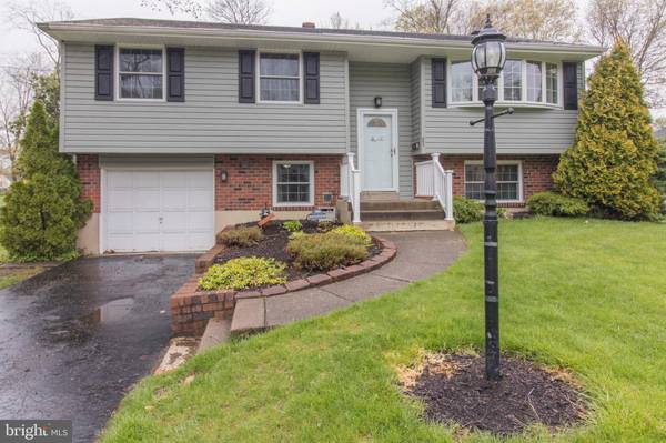 21 WOODBROOK WAY, Aston, PA 19014