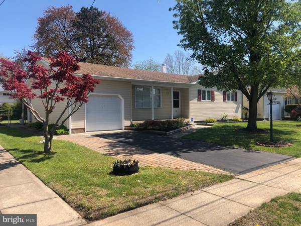 6 DAN RD, Hamilton, NJ 08620