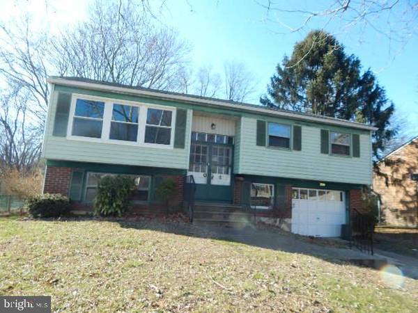 316 JUSTICE DR, Penns Grove, NJ 08069