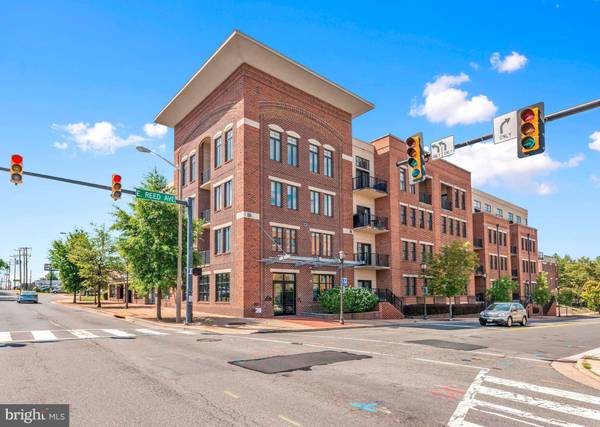 181 E REED AVE #213, Alexandria, VA 22305