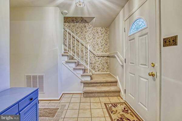 Vienna, VA 22182,1933 BATON DR