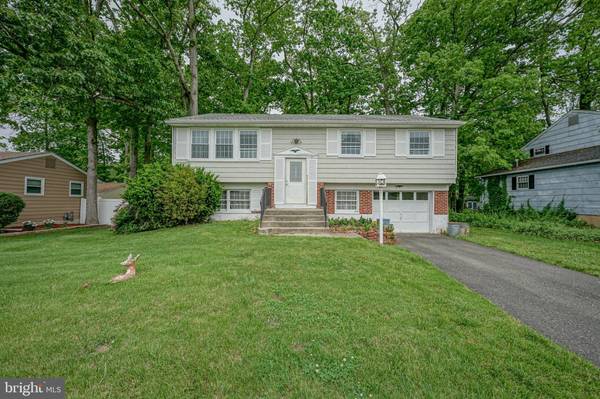 211 GANTTOWN RD, Blackwood, NJ 08012