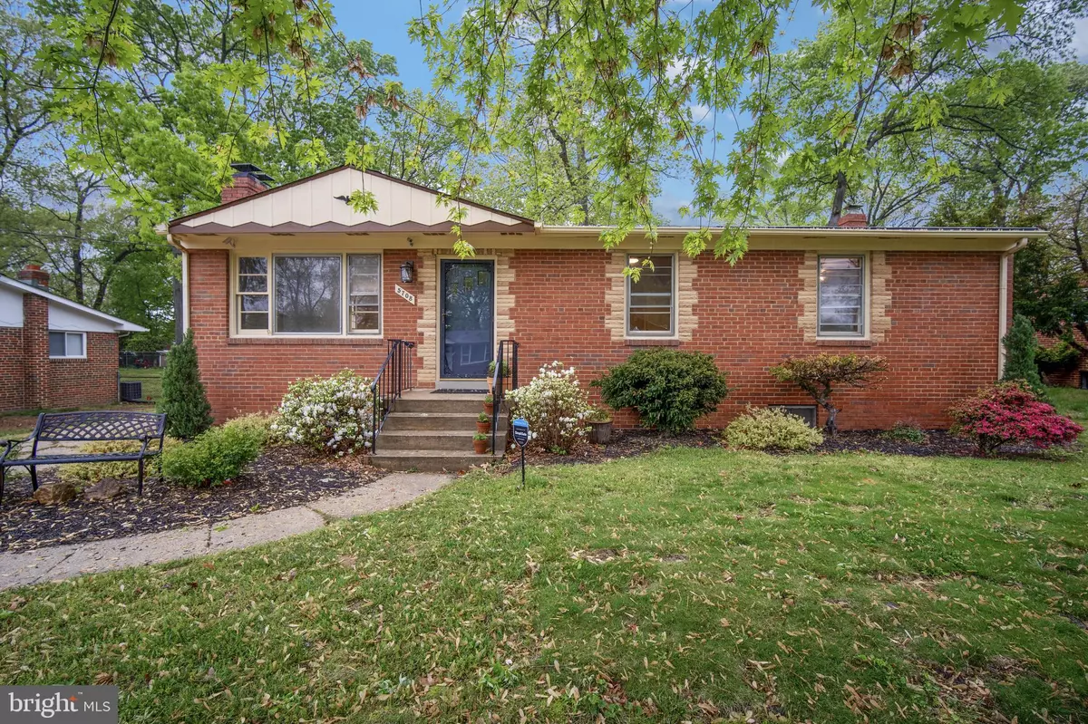 Clinton, MD 20735,5708 RAMBLEWOOD AVE