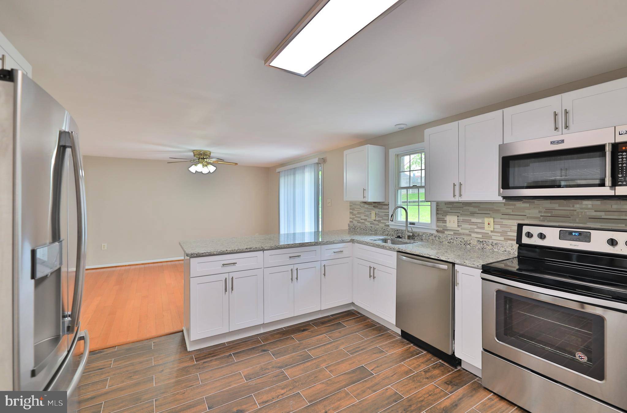 Dumfries, VA 22025,16203 SHEFFIELD DR