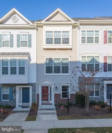 4332 POTOMAC HIGHLANDS CIR, Triangle, VA 22172