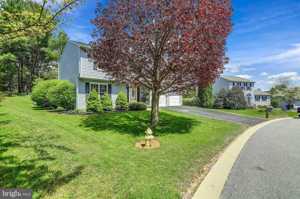 Dallastown, PA 17313,727 SAINT JOHNS PL