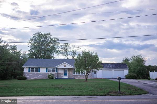 2641 WARM SPRING RD, Chambersburg, PA 17202