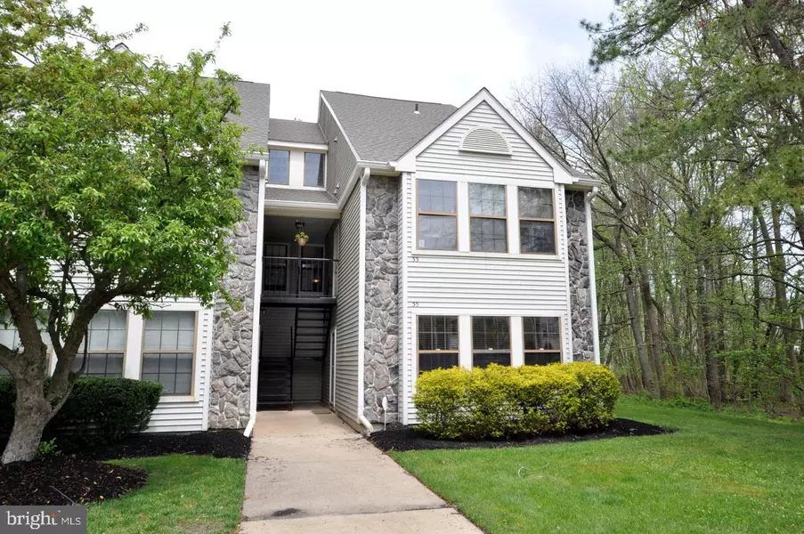 33 CHELMSFORD CT, Marlton, NJ 08053