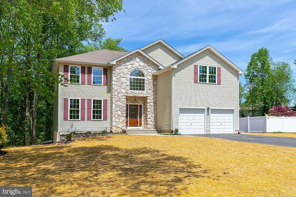 14 OVERLOOK DR, Woolwich Twp, NJ 08085