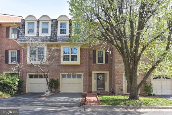 5133 HERITAGE LN, Alexandria, VA 22311