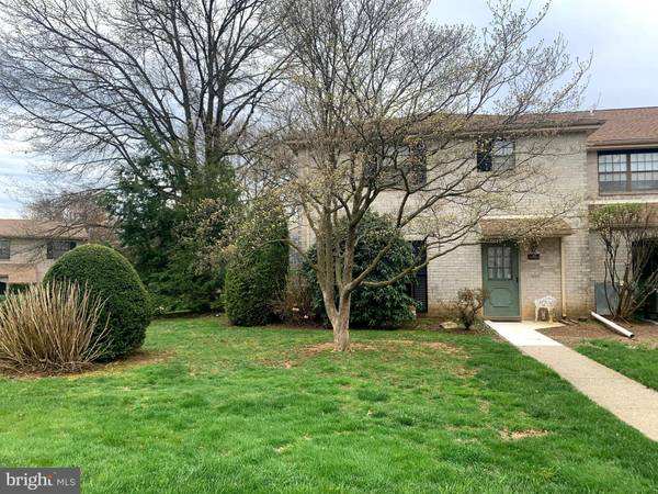 2823 WHITEMARSH PL, Macungie, PA 18062