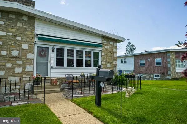 3 BIGGANS PL, Philadelphia, PA 19154