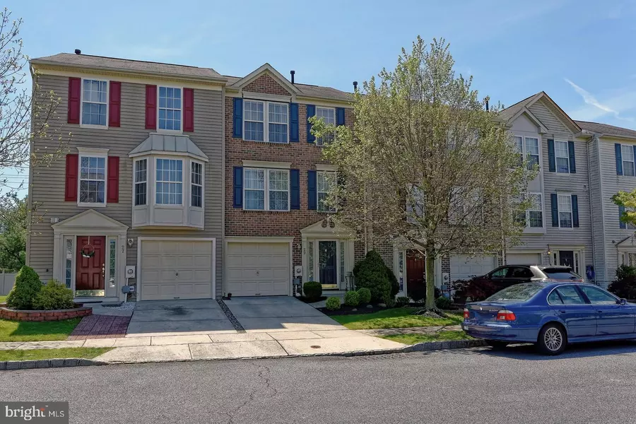 29 CLEMENS LN, Turnersville, NJ 08012