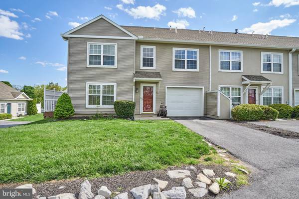 115 COURTYARD DR, Carlisle, PA 17013