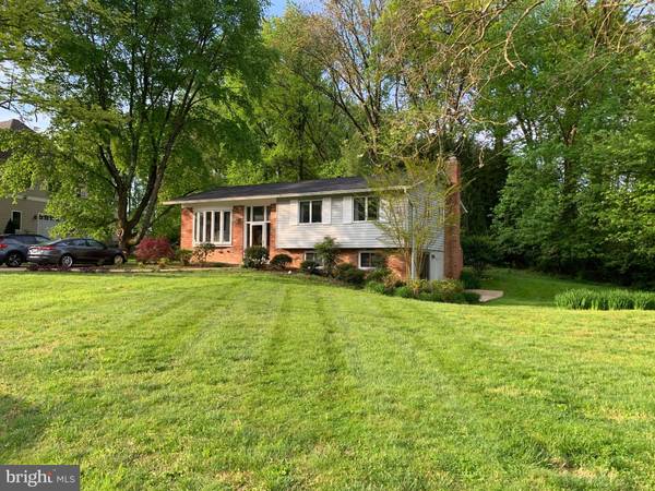 2538 RAMBLING RD, Vienna, VA 22181