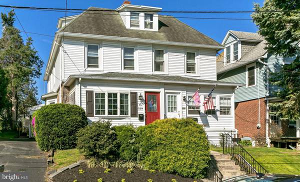 328 WALNUT ST, Clifton Heights, PA 19018