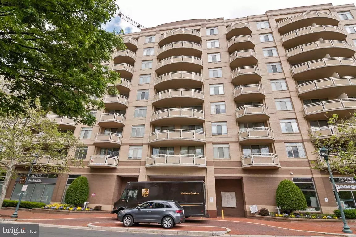 Bethesda, MD 20814,4801 FAIRMONT AVE #611