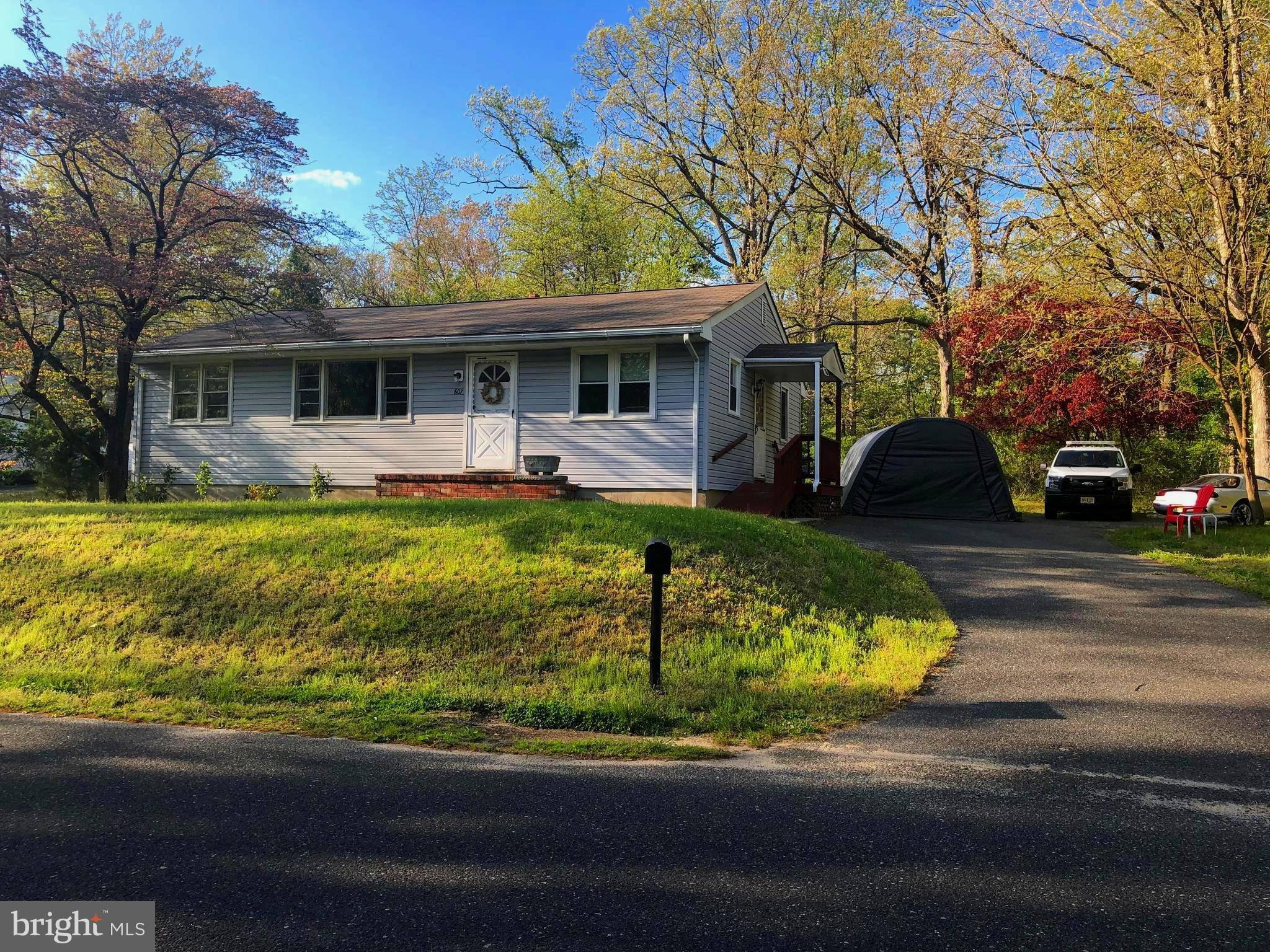607 N BROAD ST, Hainesport, NJ 08036