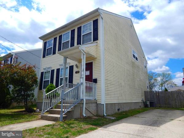 1204 CHESTNUT ST, Paulsboro, NJ 08066