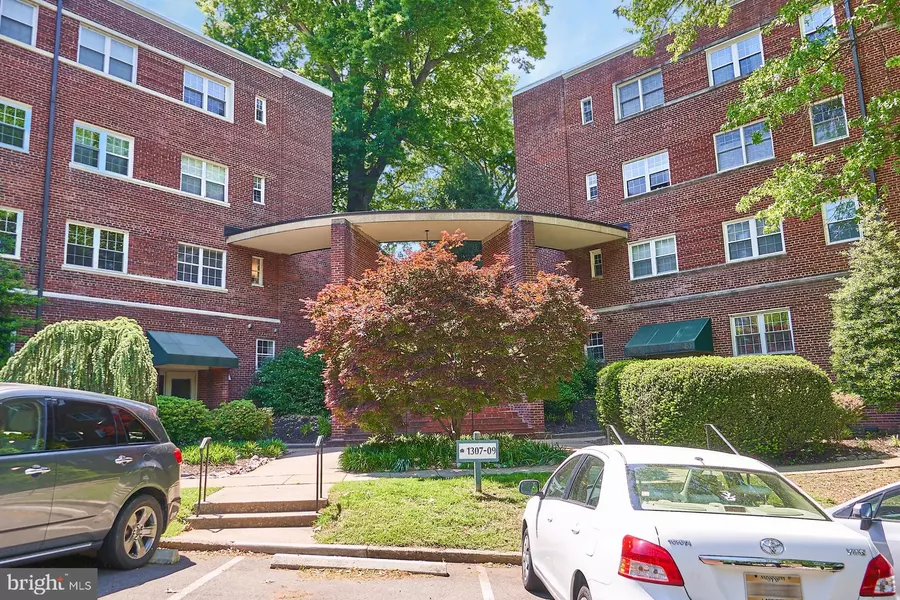 1307 N ODE ST #411, Arlington, VA 22209