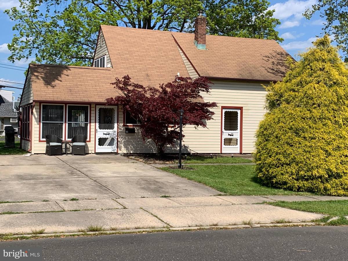 Levittown, PA 19055,22 RAMBLER LN